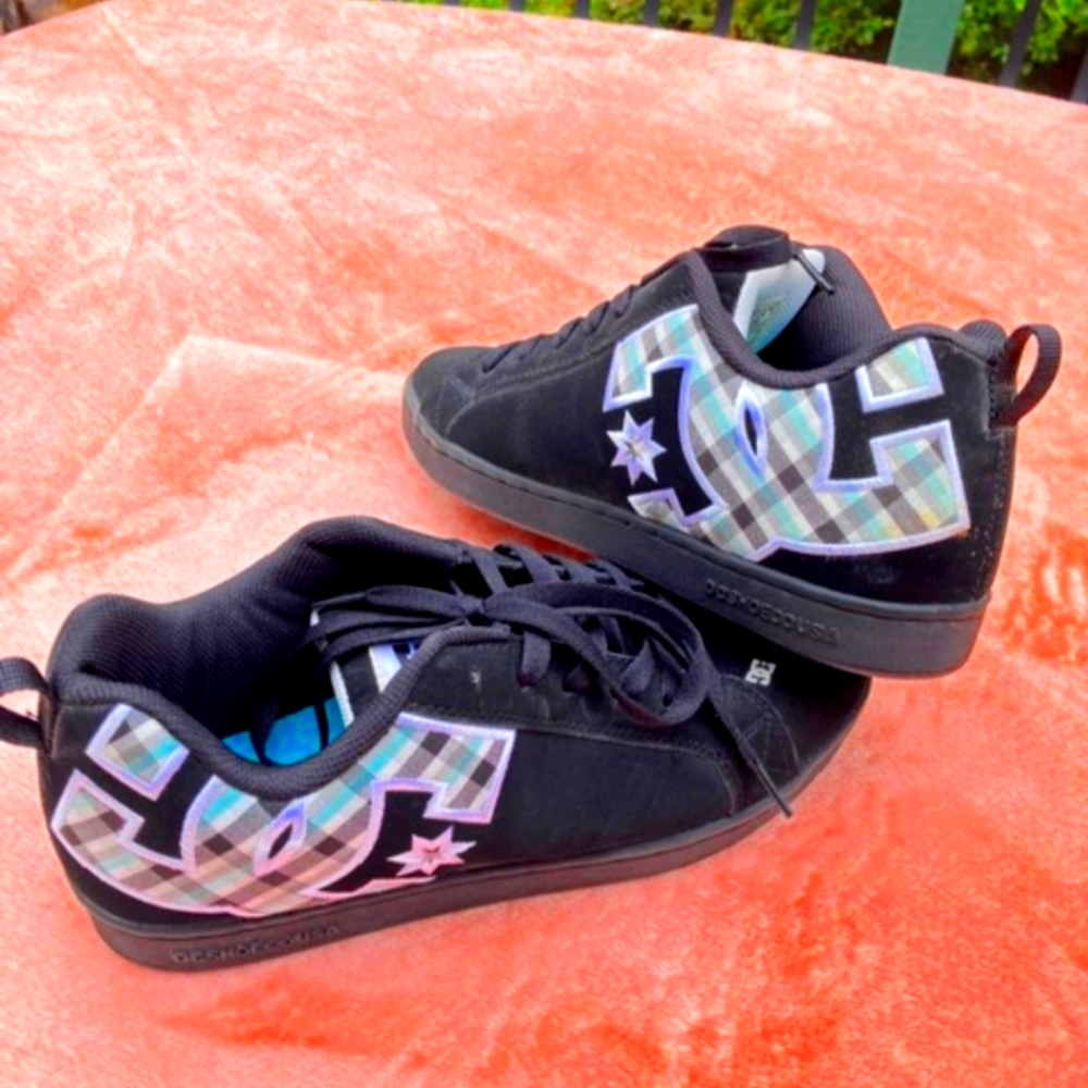 Women's DC Shoes Black/Blue Plaid Size 10 W